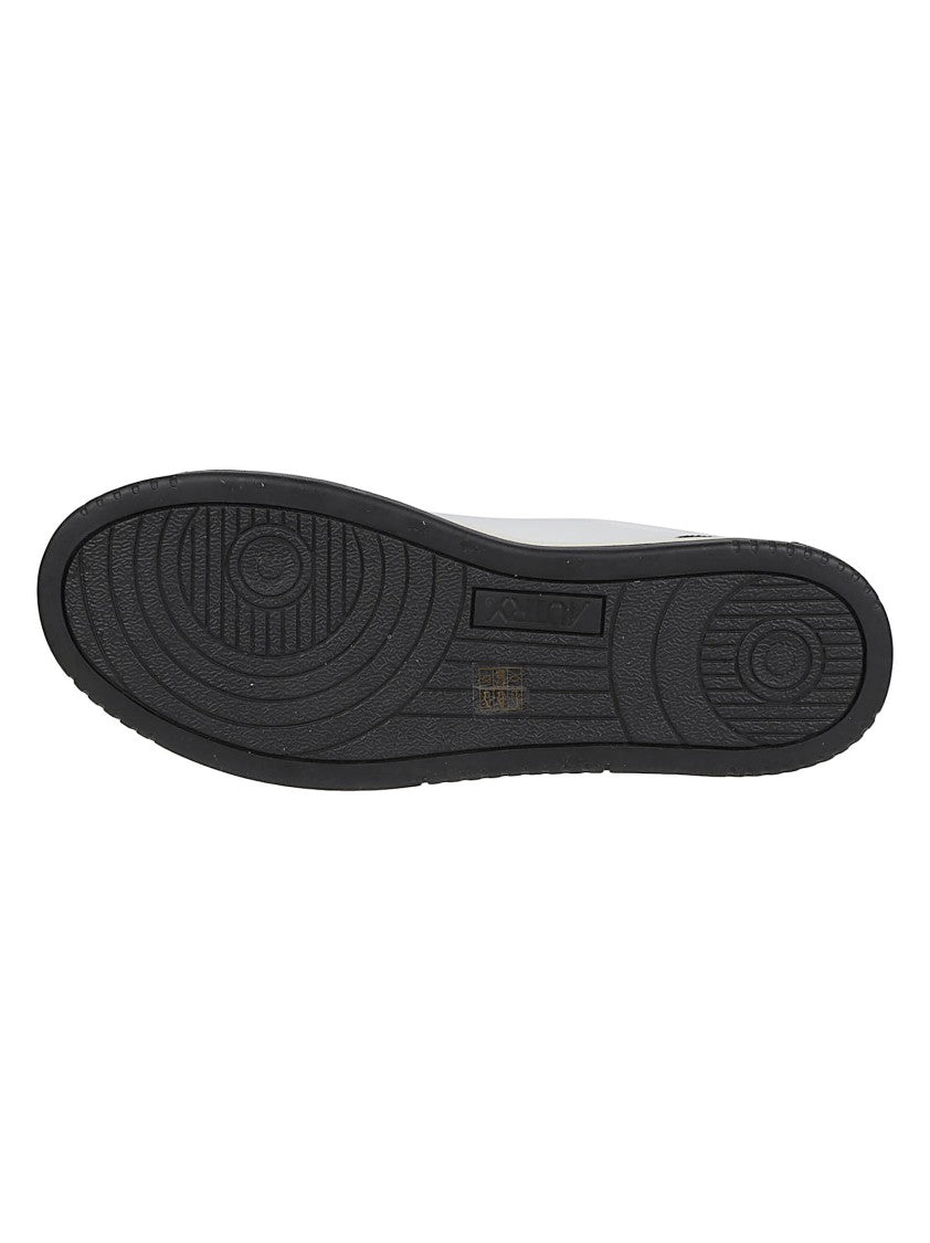 Autry Medalist Low Leather Low-Top Sneakers