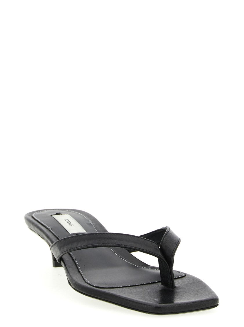Totême Minimalist Black Leather Thong Sandals With Square Toe And Low Heel