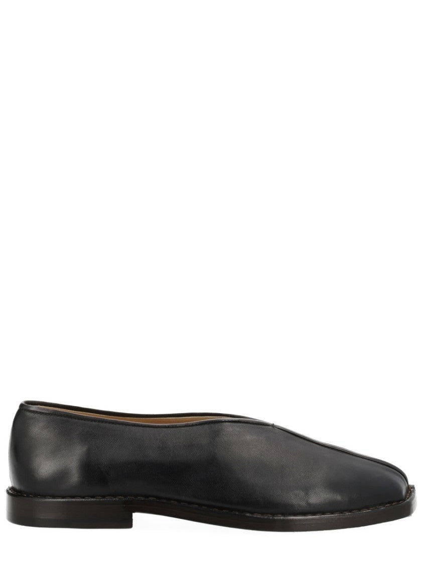 Lemaire Black Lamb Leather Slippers With Central Seam And Piping Detail