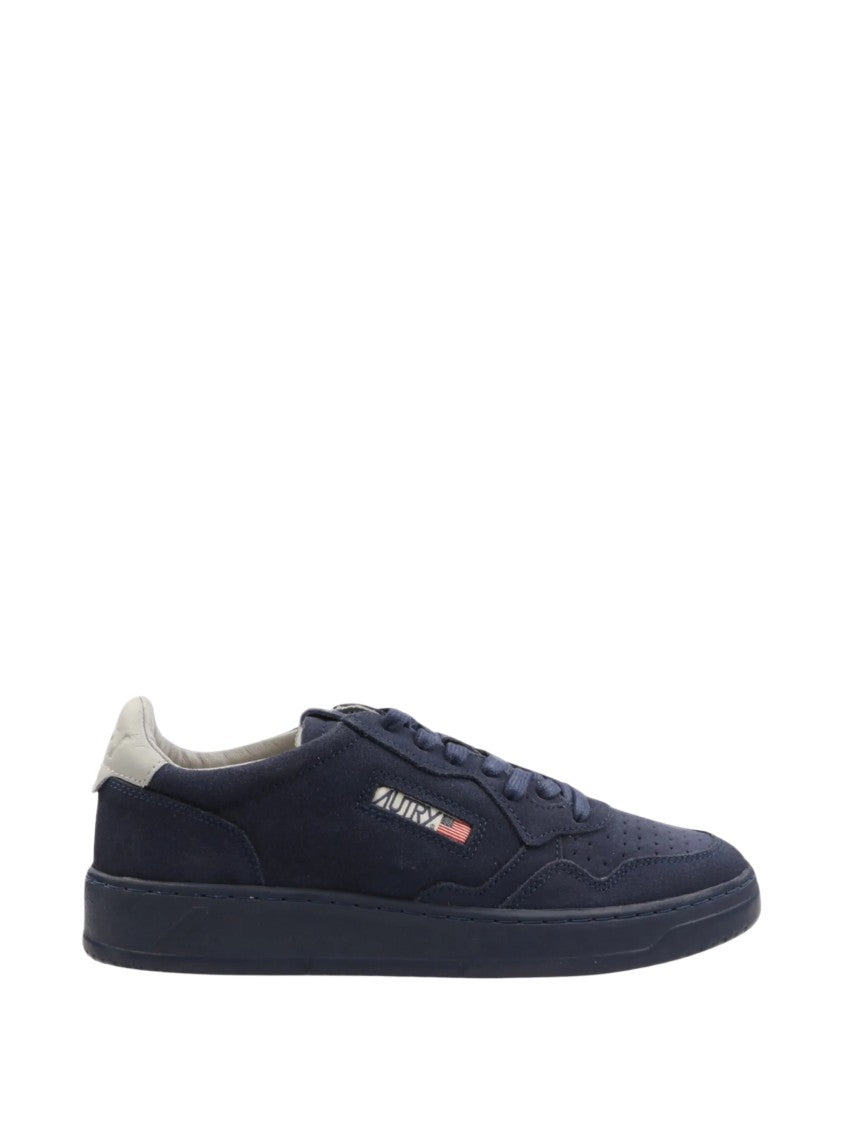 Autry Smooth Leather Low-Top Sneakers With Minimalist Aesthetics