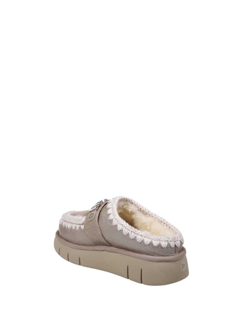 Mou Bounce Clog Metal Logo Mule