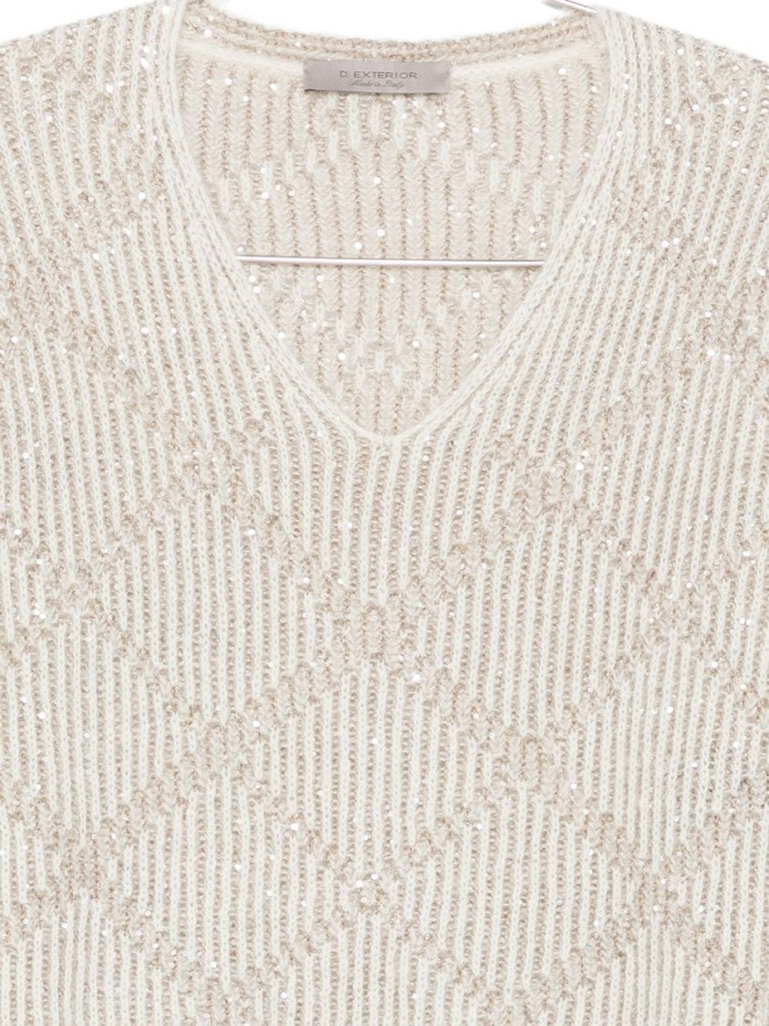 D. Exterior Classic Knit Sweater With Relaxed Fit And Timeless Appeal