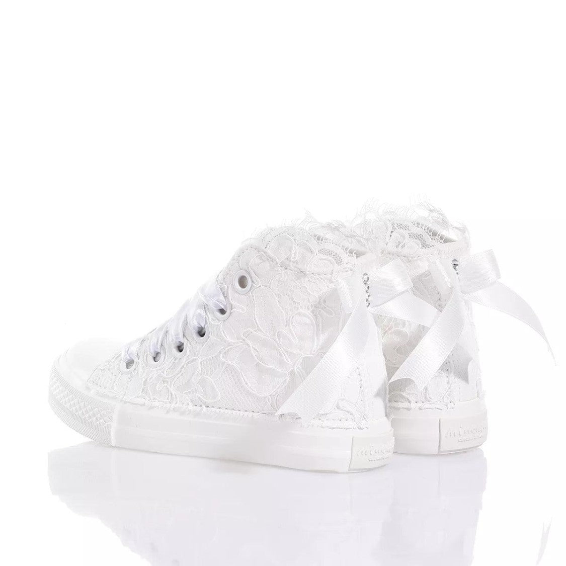 Mimanera High-Top Canvas Sneakers With Embroidered Lace