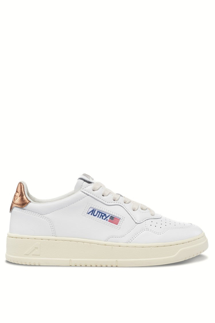 Autry Women’S Medalist Leather Sneakers Bronze Heel Tab