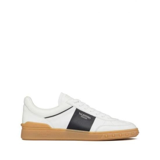 Valentino Garavani Smooth Leather Low-Top Sneakers With Vintage Contrast Panel