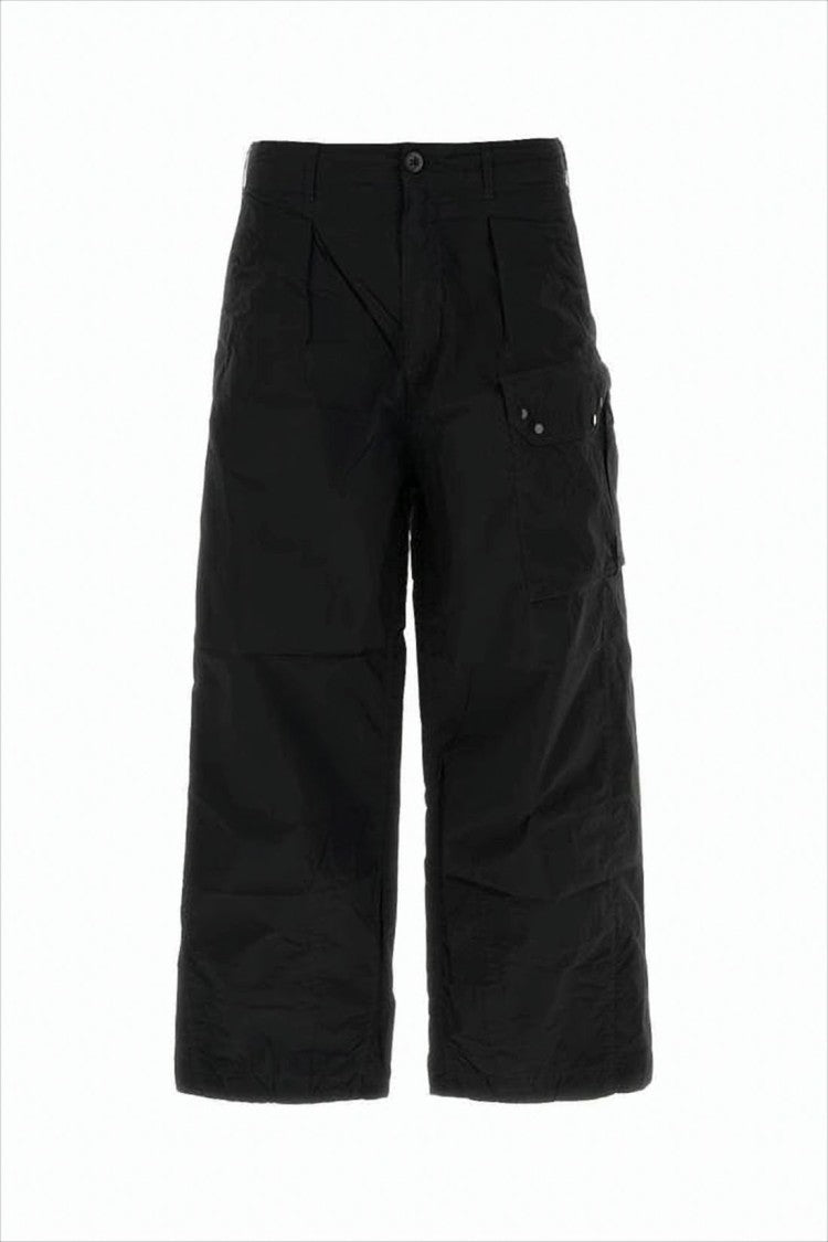Ten C Straight-Leg Pants With Wide Design And Side Pockets