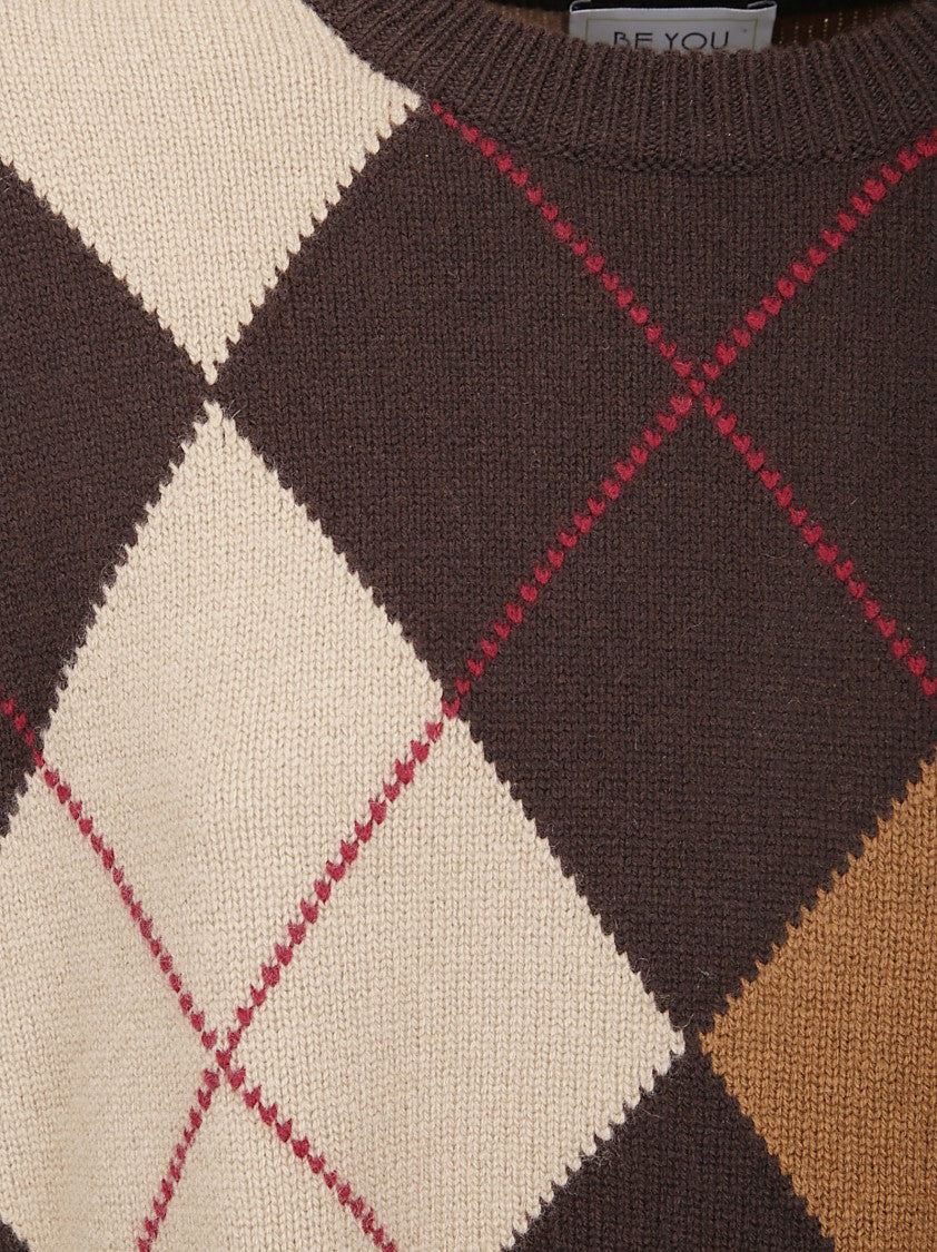 Be You Diamond Pattern Cashmere Sweater With Round Neckline And Short Fit