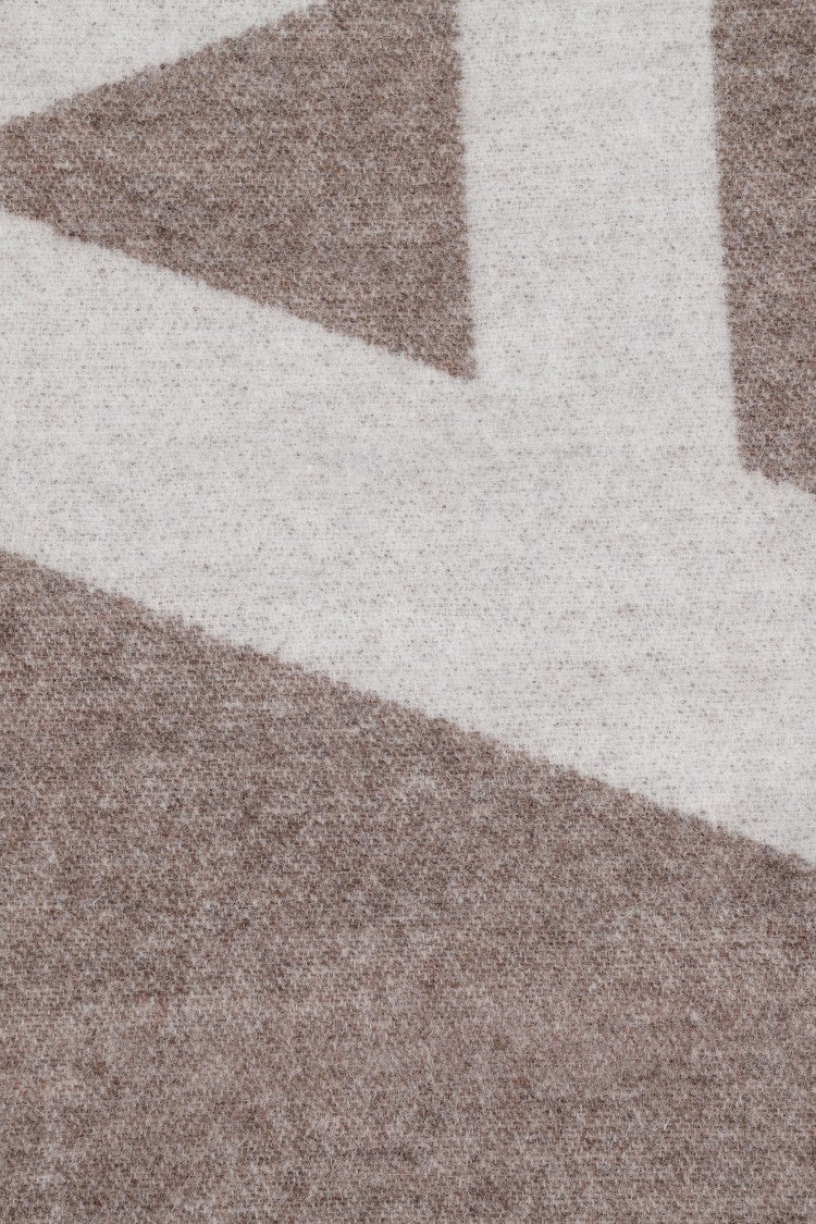 A.P.C. Geometric Pattern Wool Scarf With Fringed Edges