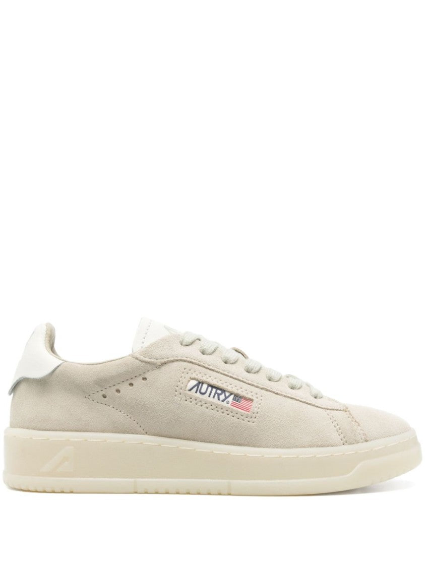 Autry Calfskin Low-Top Sneakers With Contrasting Heel Tab