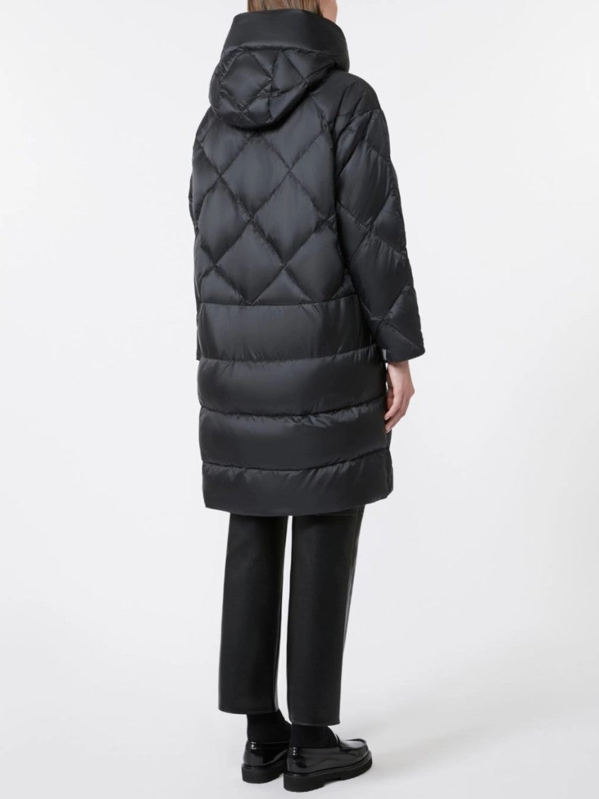 Max Mara Mtctrefe Diamond-Quilted Down Coat