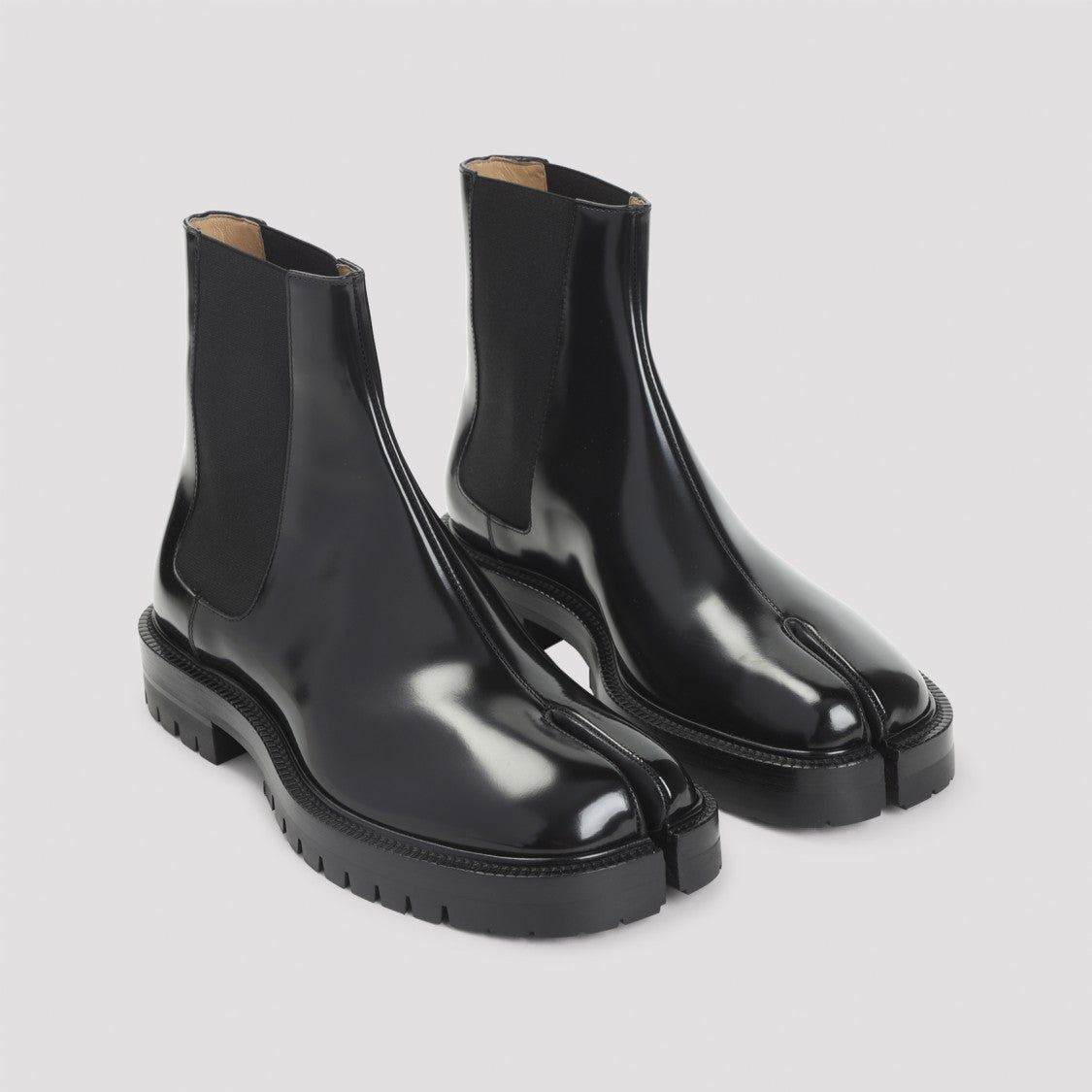 Maison Margiela Polished Leather Boots With Distinctive Split-Toe Design