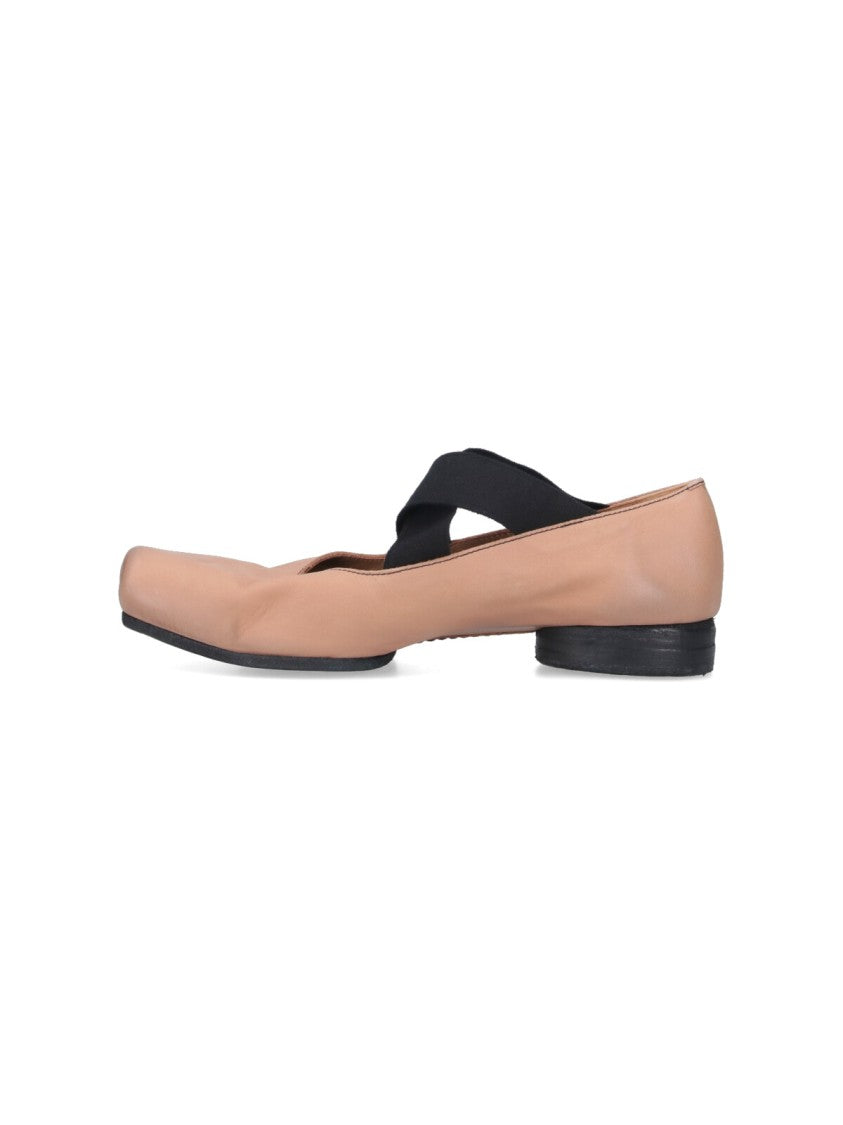 Uma Wang Sleek Minimalist Flat Shoes With Rounded Toe