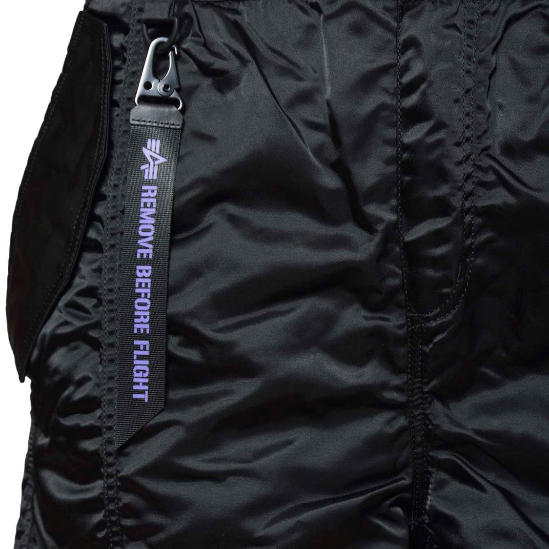 Alpha Industries Bermuda Nylon Uv Satin Effect Black