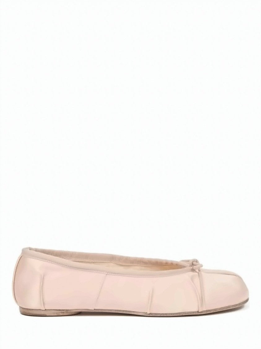 Maison Margiela Flat Shoes With Distinctive Split-Toe Design