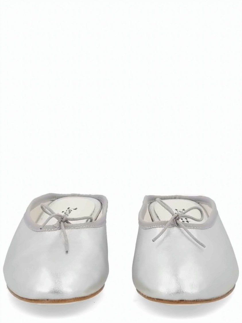 Repetto Pointed-Toe Calf Leather Mule With Circular Buckle
