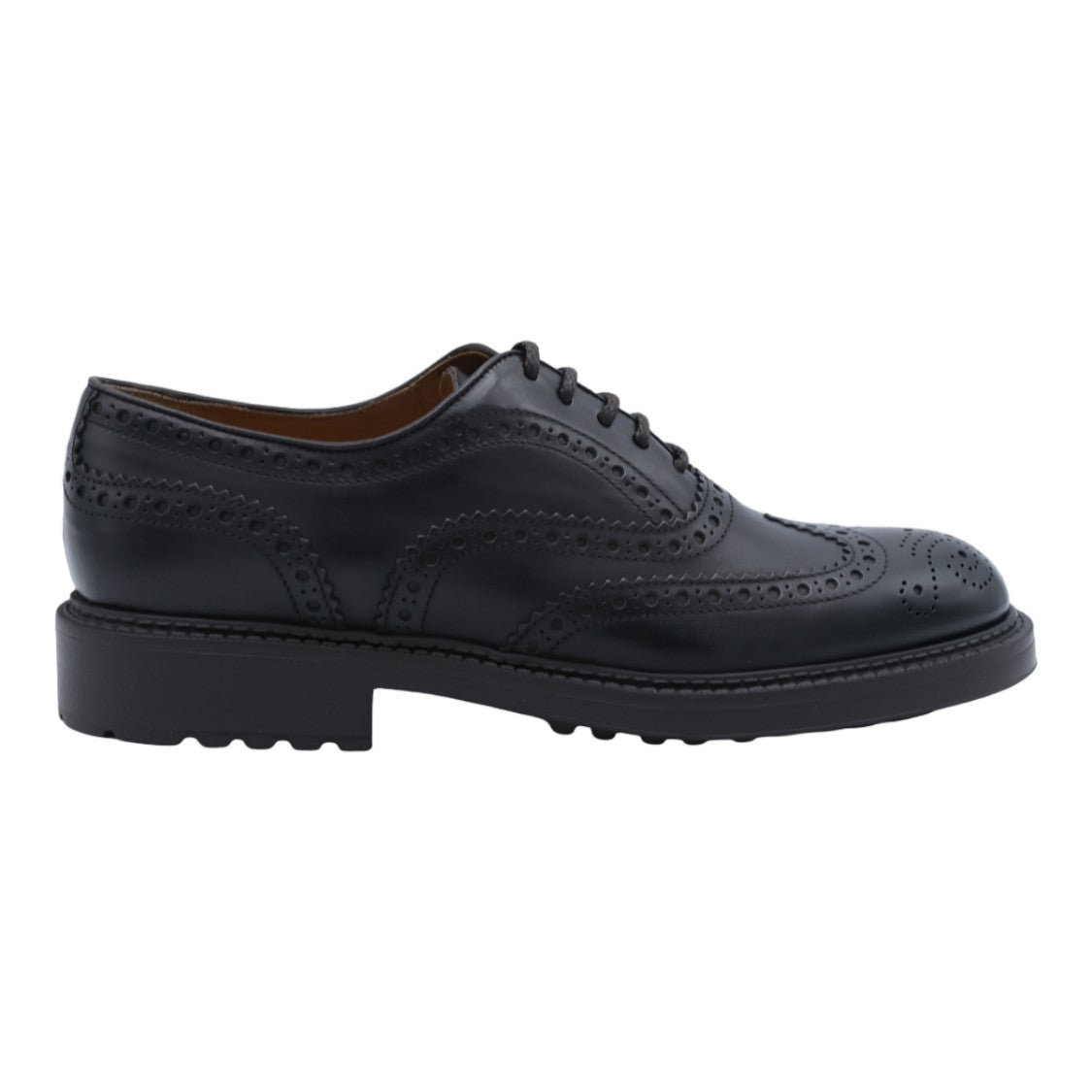 Doucal's Classic Brogue Flat Shoes With Wingtip Detailing