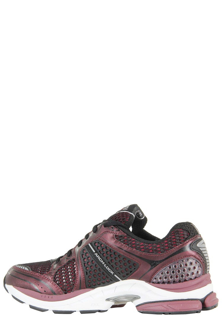 Saucony Progrid Triumph 4 Athletic Sneakers