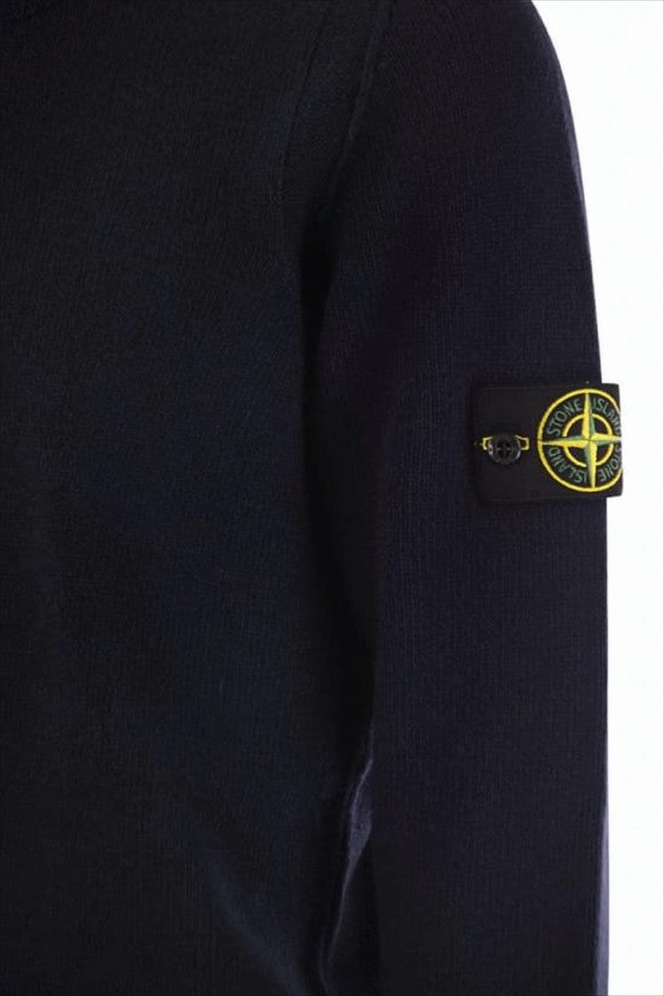 Stone Island Classic Crew Neck Sweater With Distinctive Patch Detail