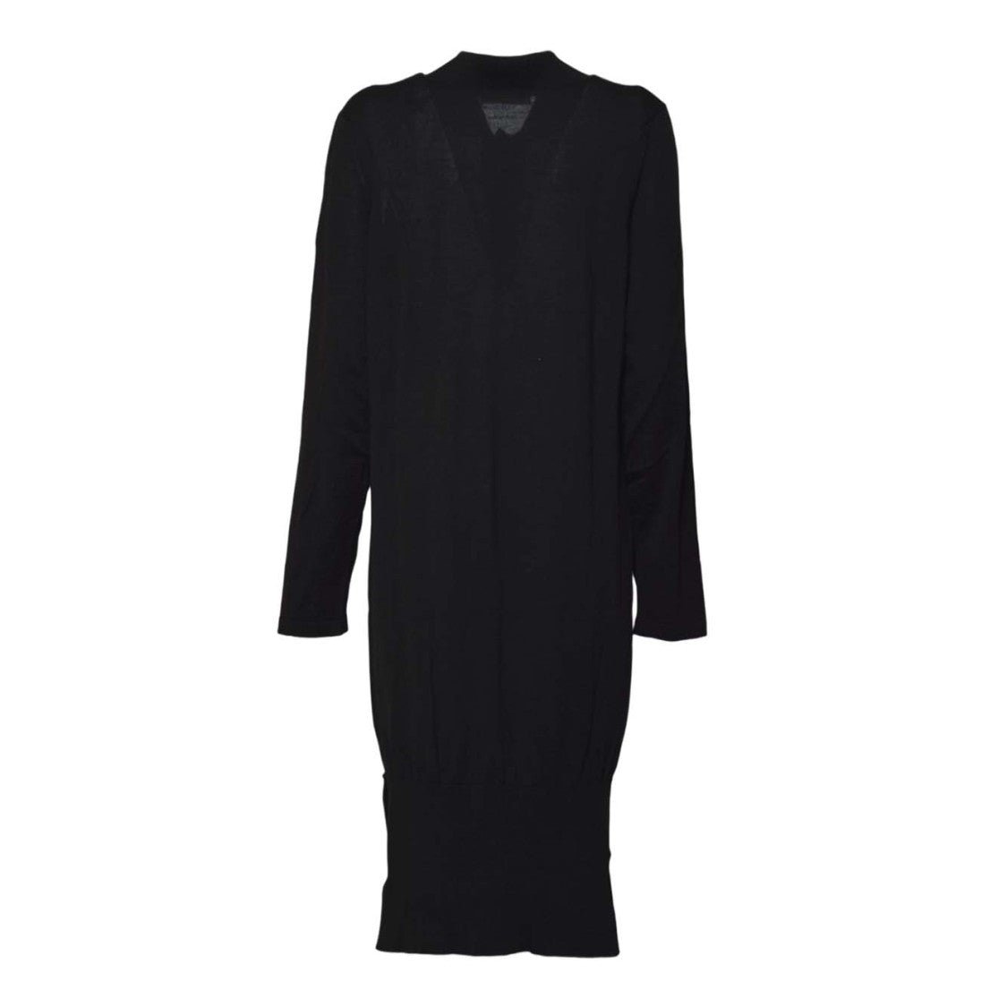 Solotre Classic Black Knit Sweater With Relaxed Fit