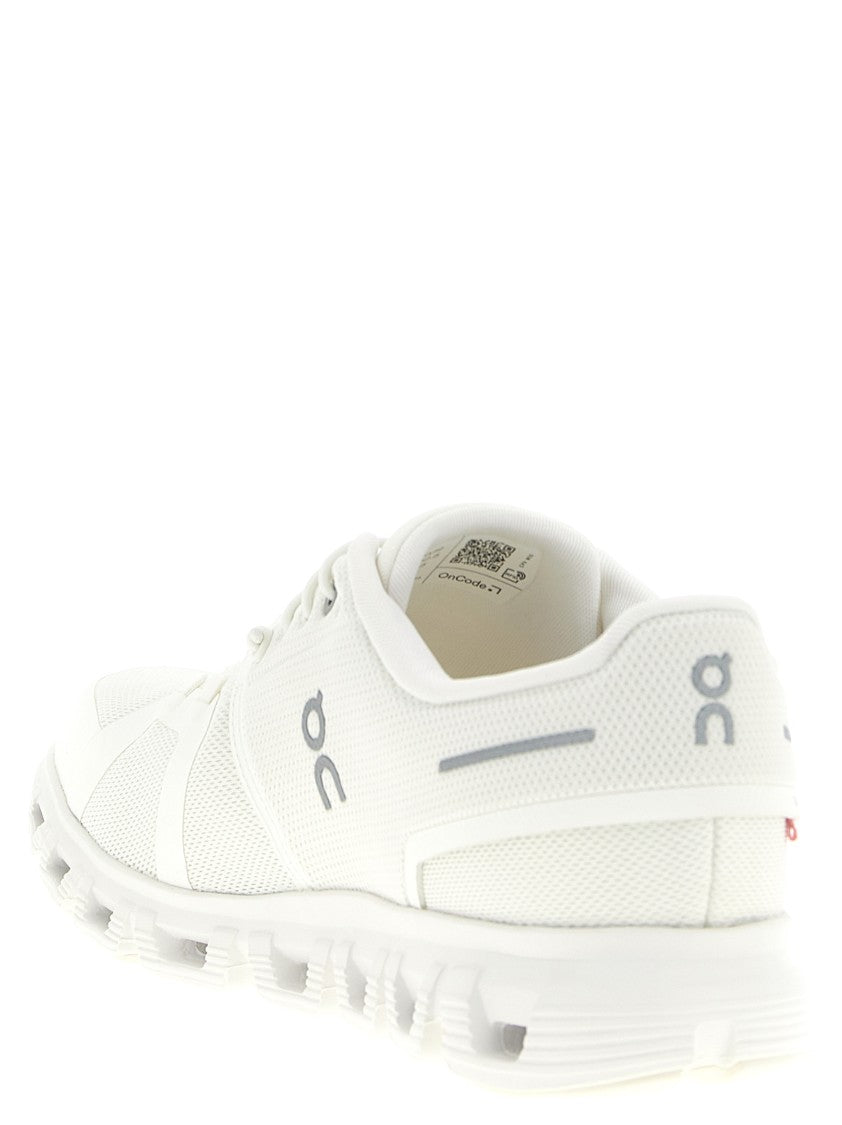 On 'Cloud 6' Sneakers