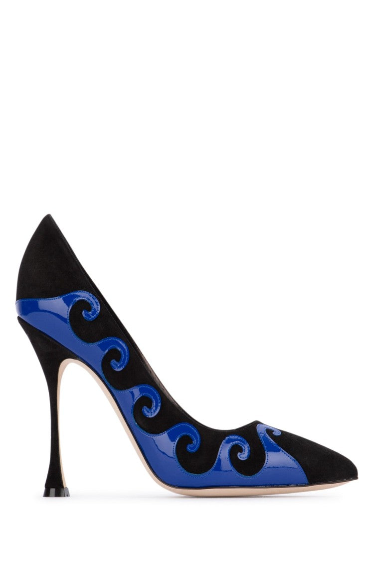 Manolo Blahnik Pointed Toe High-Heeled Pumps With Wave Pattern
