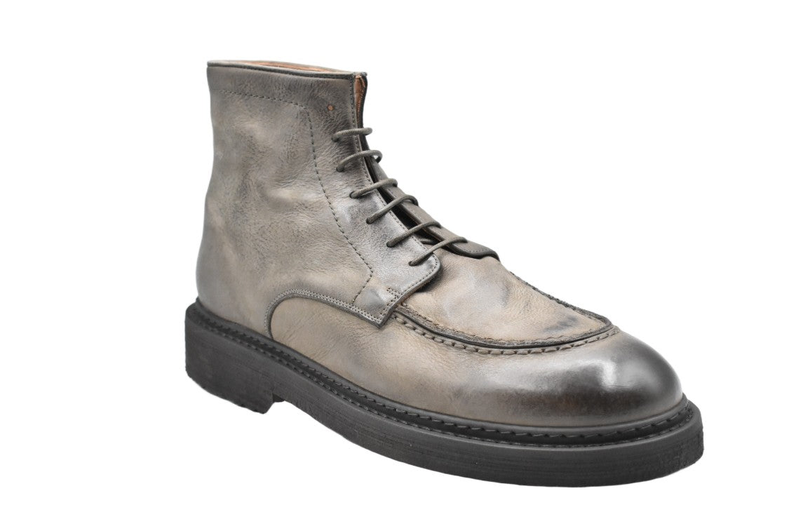 Pantanetti Rugged High-Top Boots With Distressed Leather Upper