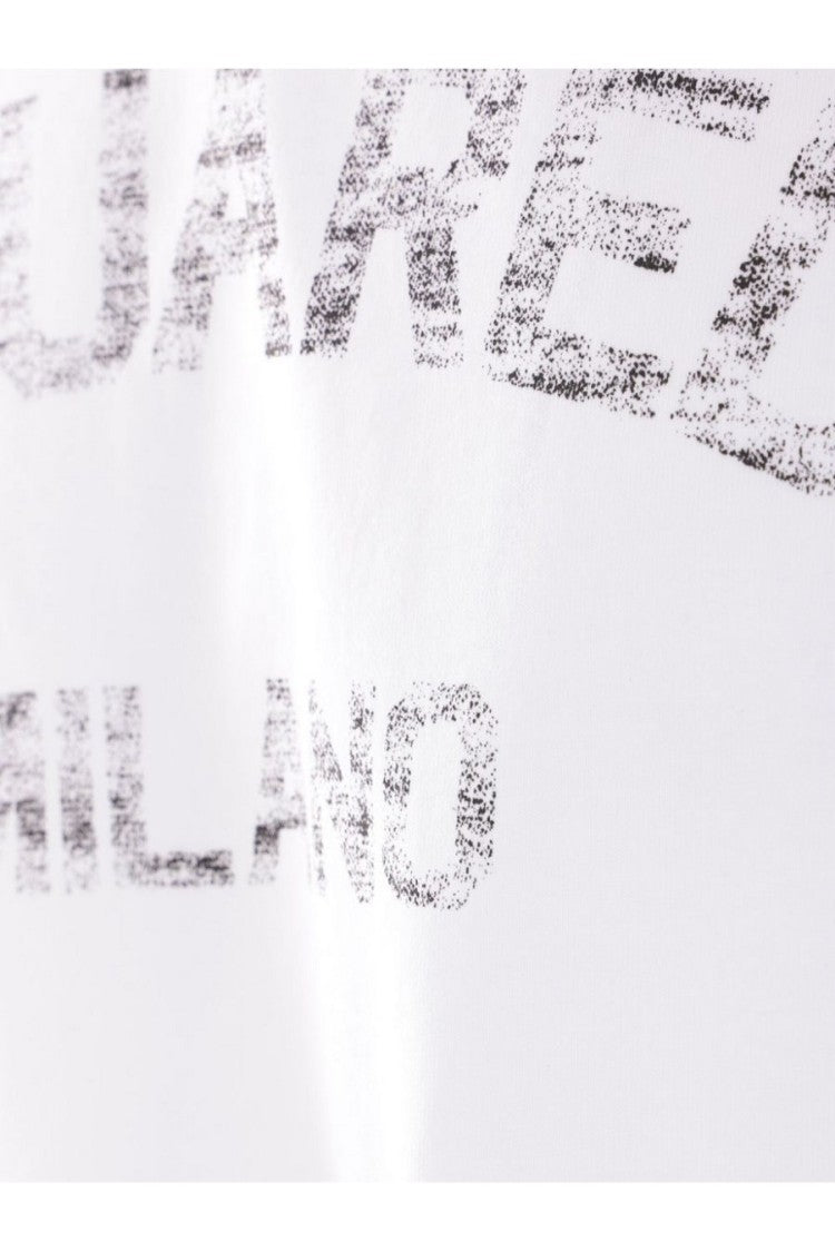 Dsquared2 Relaxed-Fit Cotton T-Shirt With Bold Graphic Print