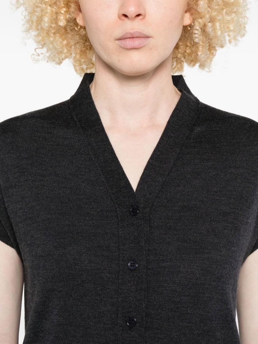 Alpha Studio Short-Sleeved Button-Up Gray Sweater With V-Neckline