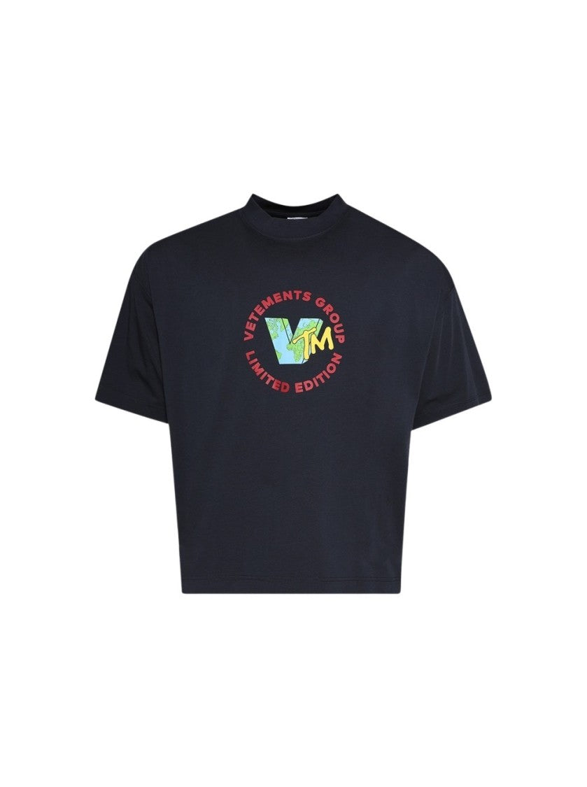 Vetements Vtm World Cropped Boxy Tee Navy