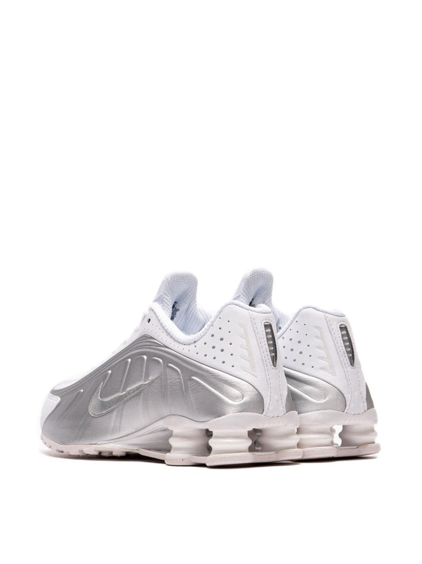 Nike Shox R4 Sneakers