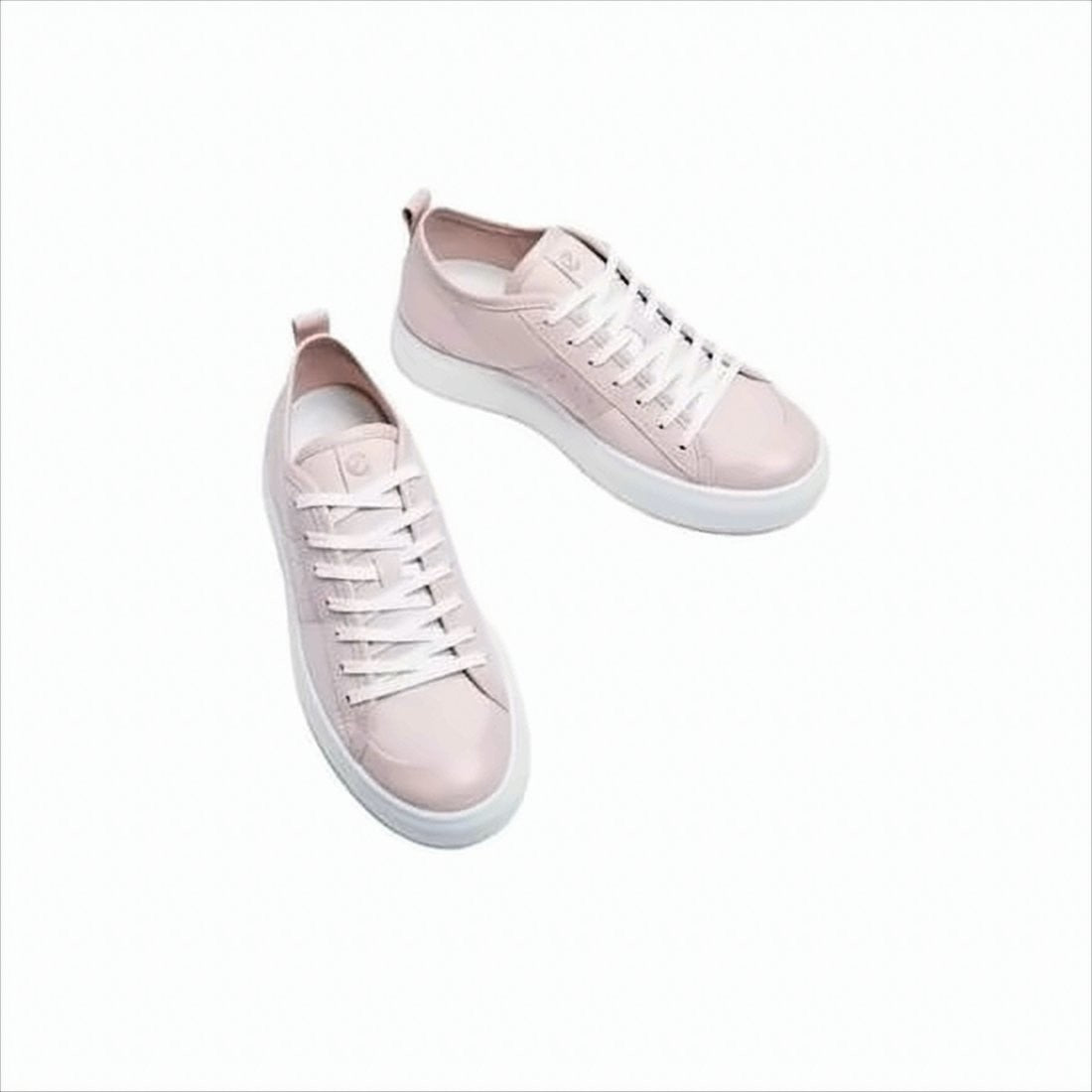 Ecco Minimalist Leather Sneakers With Rubber Sole