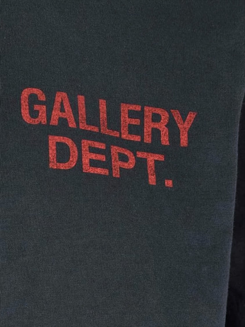 Gallery Dept. Crew Neck T-Shirt With Vintage Aesthetic