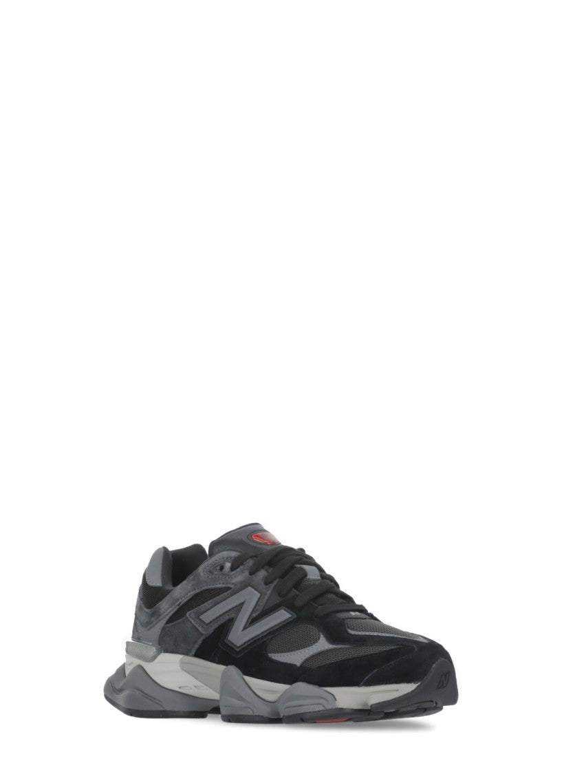 New Balance Black Cushioned Sole Logo Accents Low-Top Sneakers