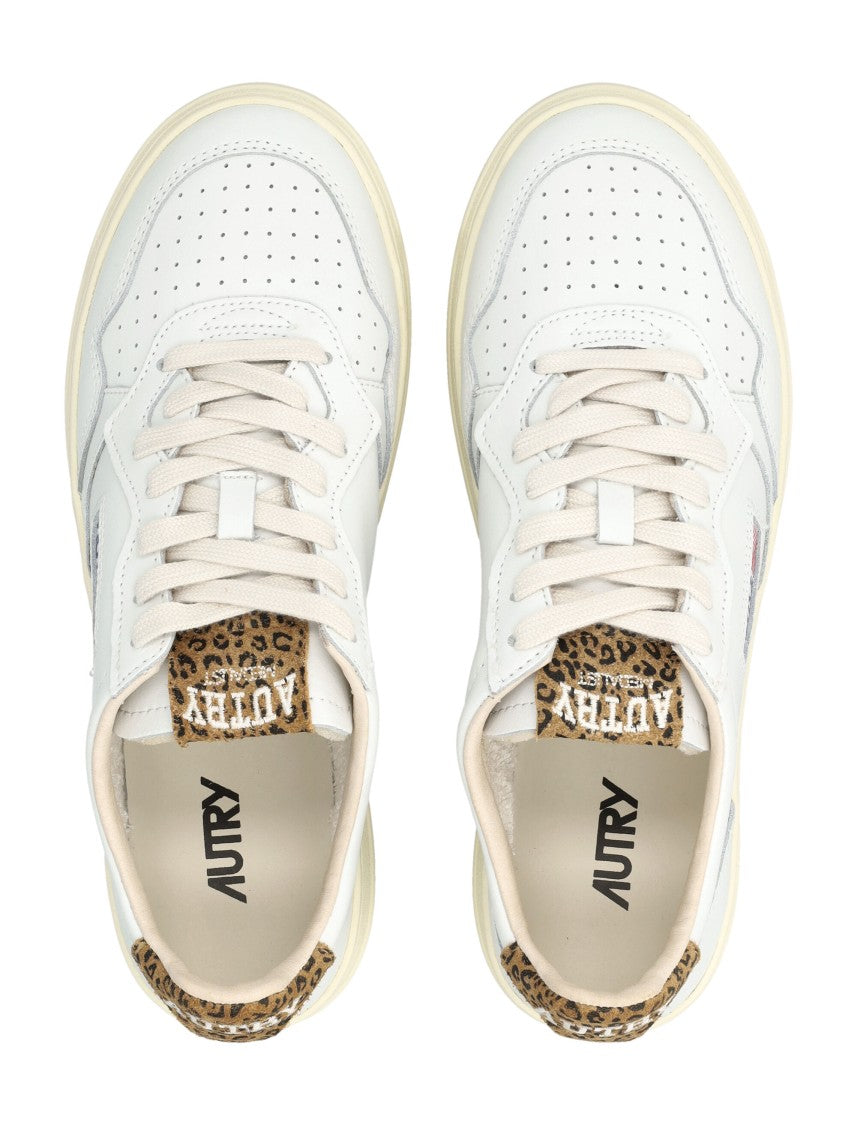 Autry Medalist Low-Top Sneakers