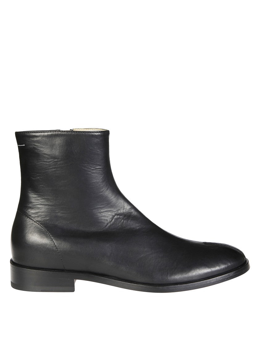Mm6 By Maison Margiela Streamlined Black Leather Ankle Boot