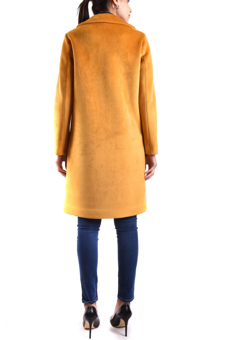 Rrd Structured Short Jacket With Plush Texture