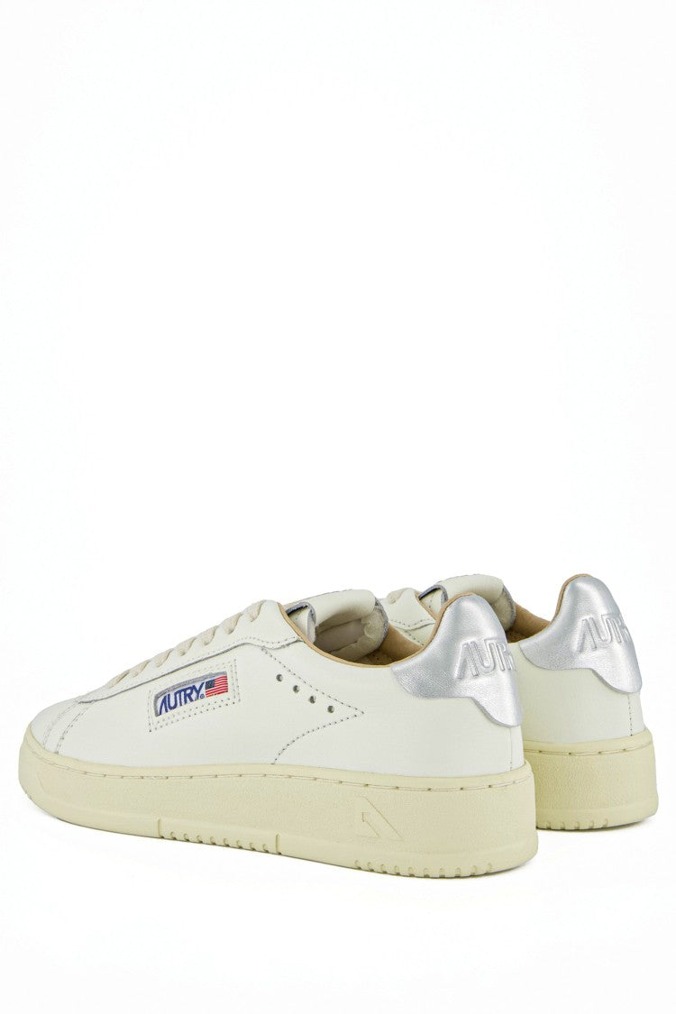 Autry Women’S Dallas Leather Sneakers Silver Heel Tab