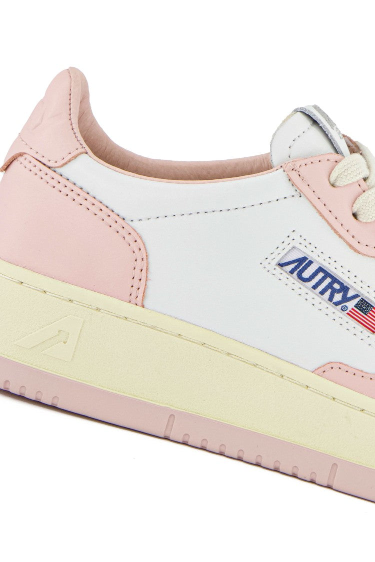 Autry Women’S Medalist Bicolor Leather Sneakers