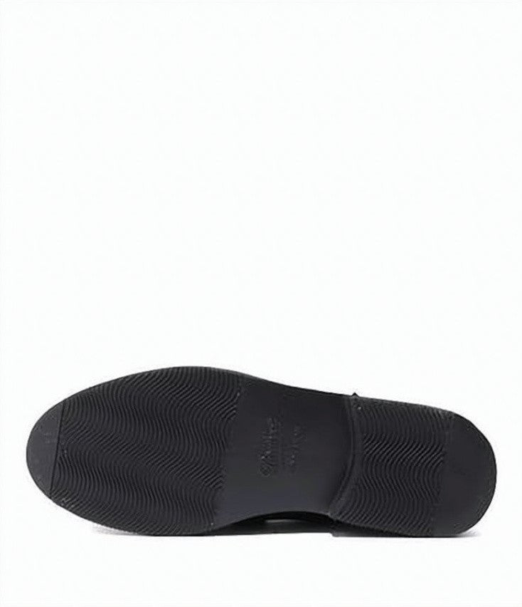 Paraboot Black Leather Loafer With Classic Penny Strap