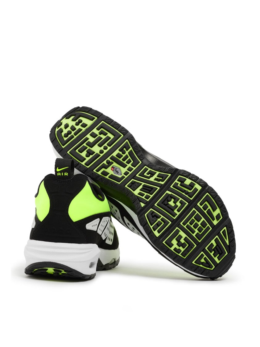 Nike Air Max Sndr Sneakers