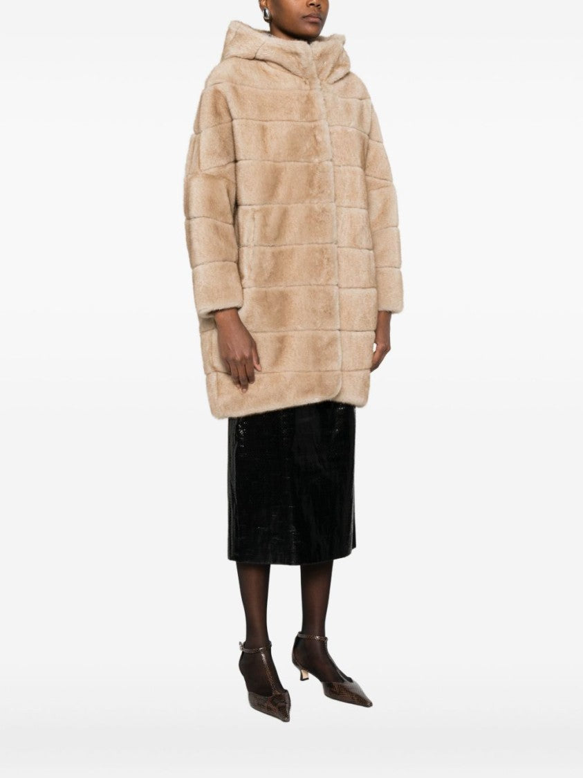 Betta Corradi Beige Faux Fur Coat