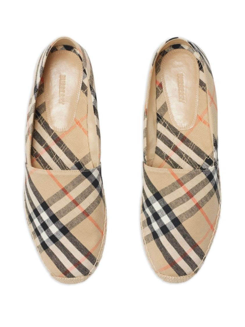Burberry Classic Slip-On Flat Shoes With Check Pattern