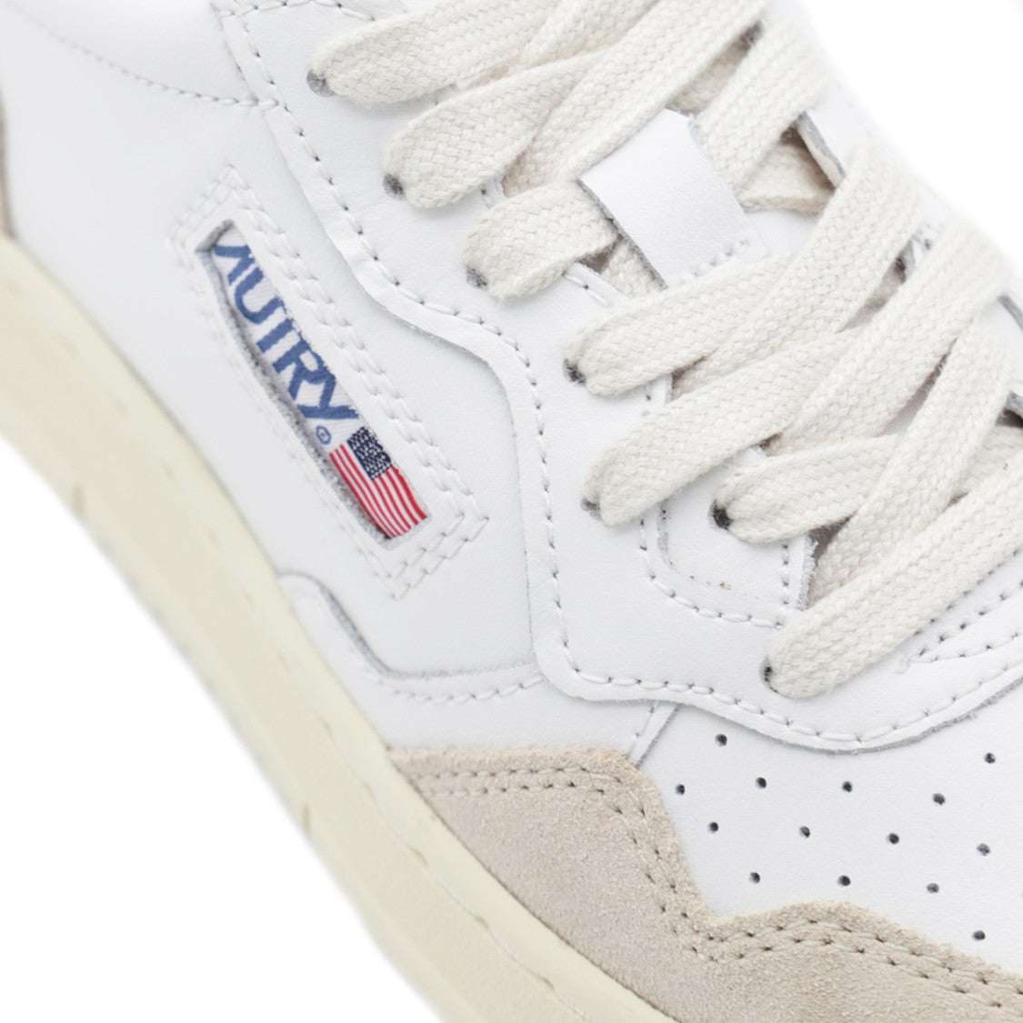 Autry Vintage-Style Low-Top Sneakers