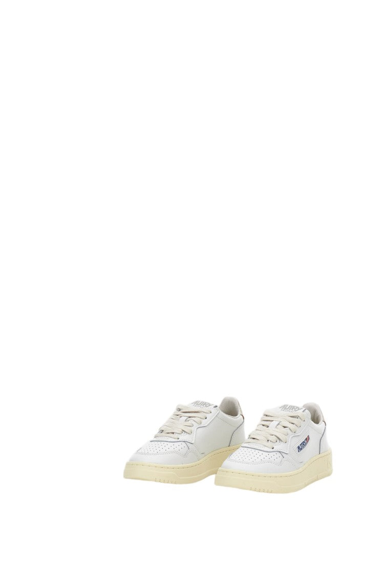 Autry White Medalist Low Leather Sneakers