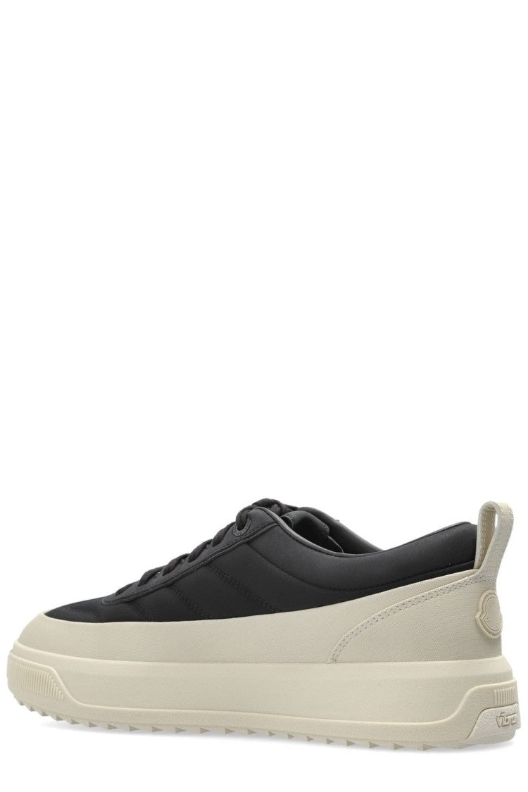 Moncler Classic Low-Top Sneakers With Minimalist Aesthetic