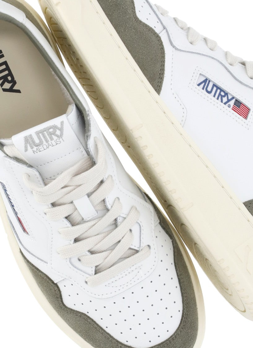 Autry White Grey Suede Logo Detail Low-Top Sneakers