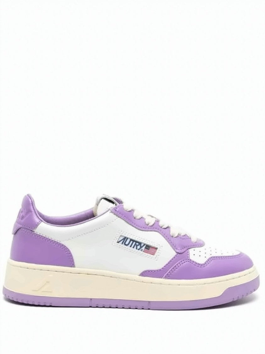 Autry Smooth Leather Low-Top Sneakers With Lavender Detailing