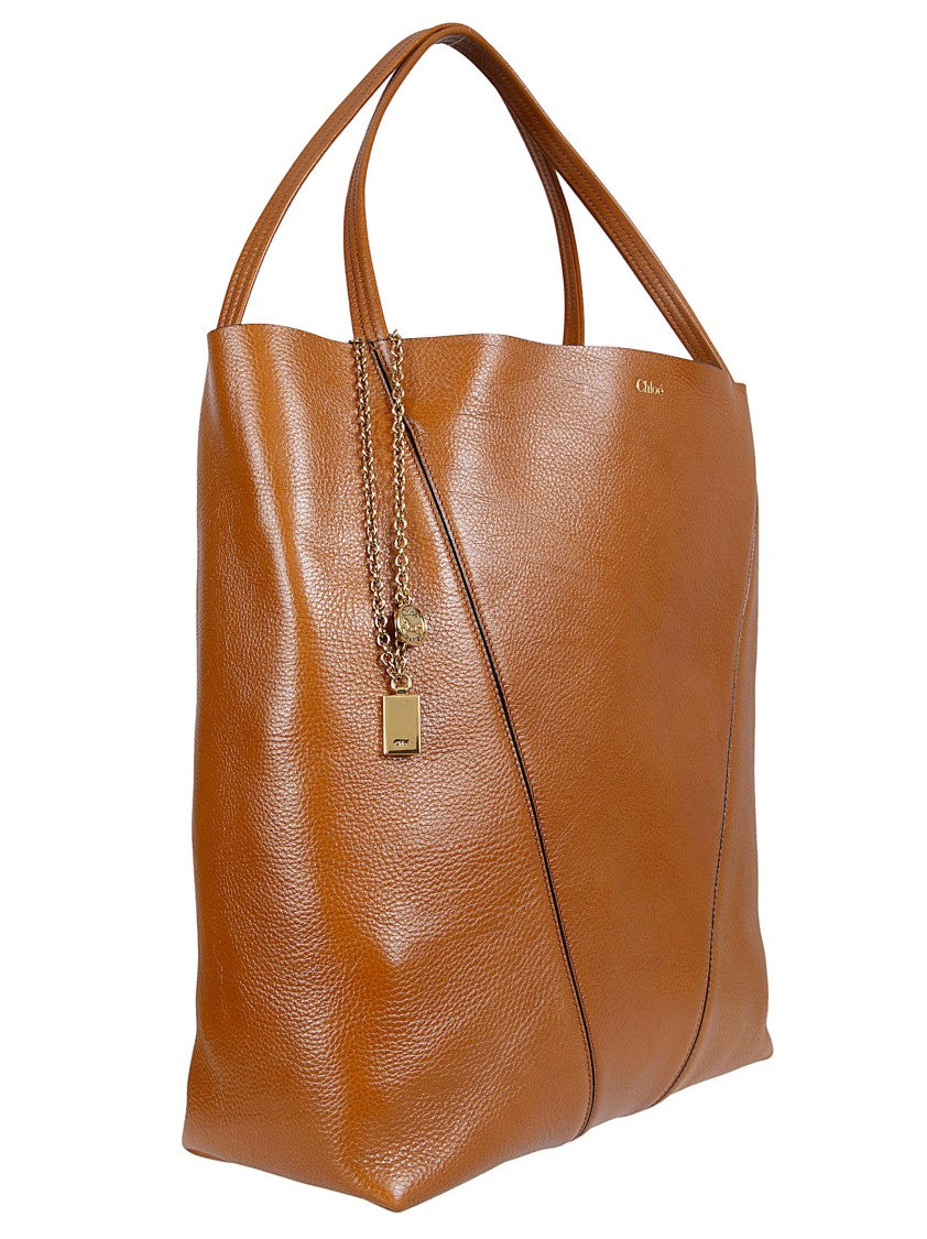Chloé Granata Leather Tote Bag With Chain Charms