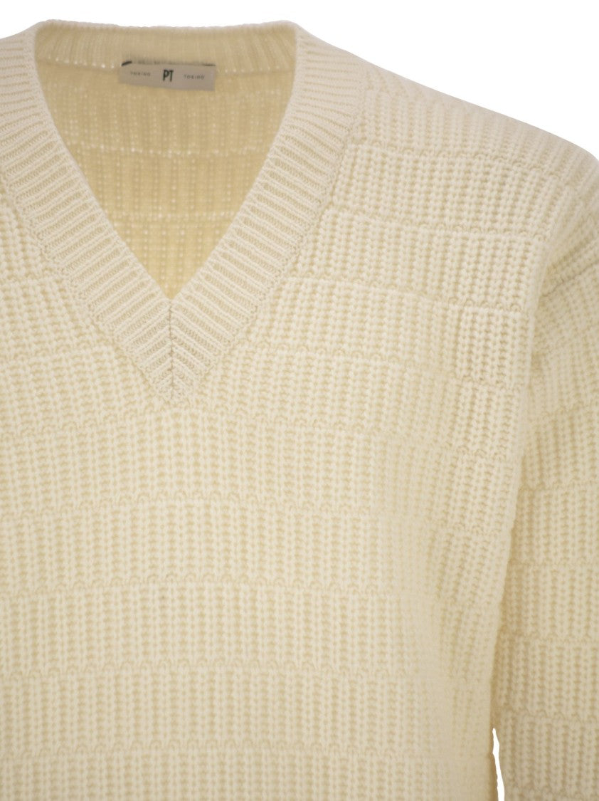 Pt Torino Wool Sweater With V-Neck