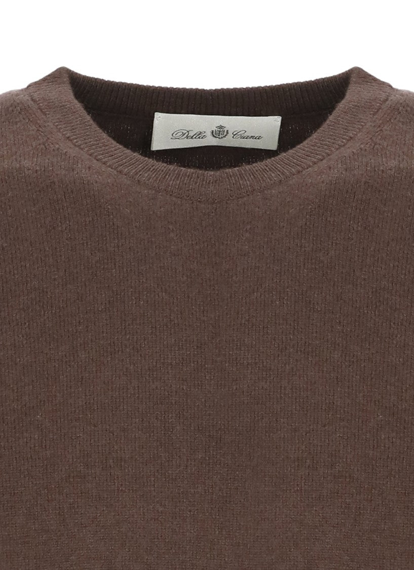 Della Ciana Merino Wool And Cashmere Sweater With Ribbed Detailing